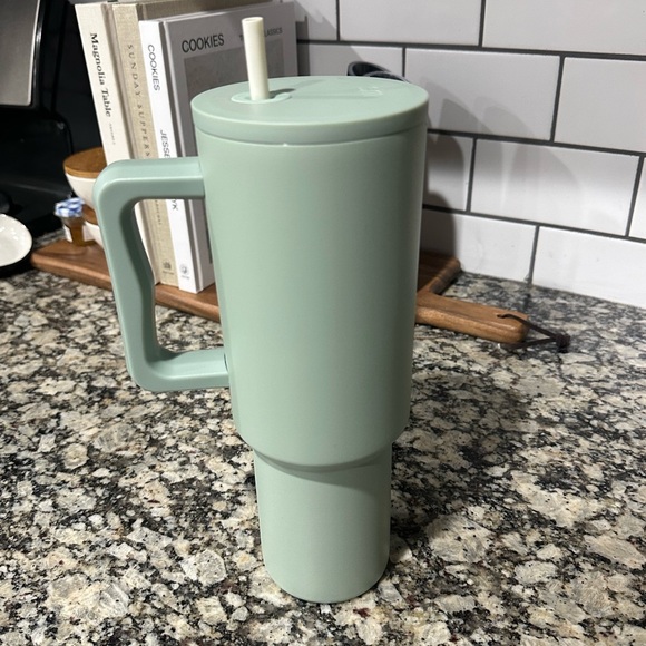 40 oz Green Simple Modern Tumblr - Picture 2 of 3